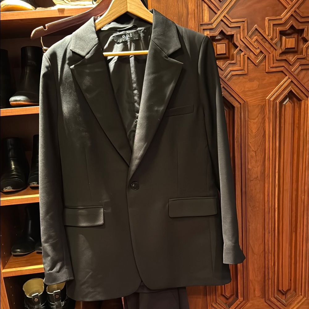 Women's Black Blazer